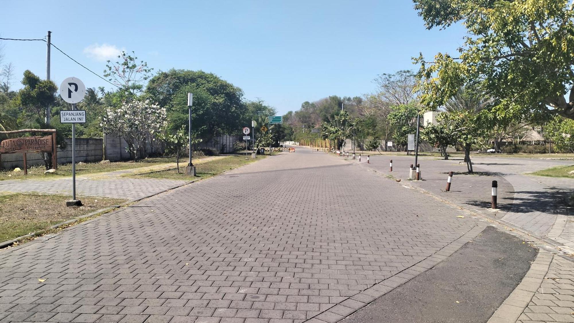 Diki Bungalows Kuta  Екстер'єр фото