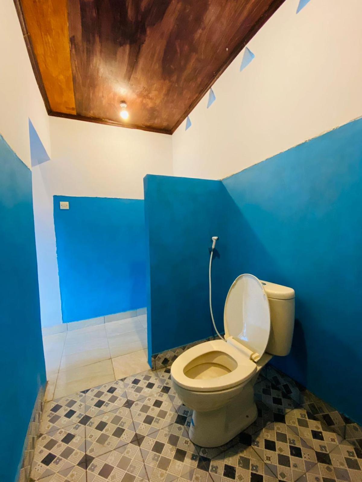 Diki Bungalows Kuta  Екстер'єр фото